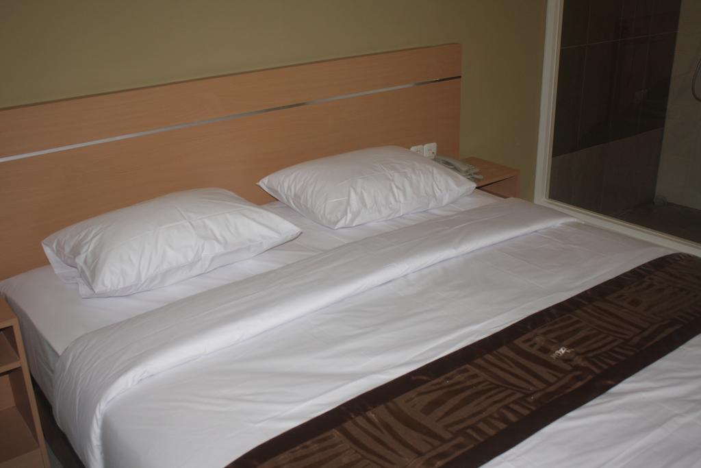 Hotel Airy Barat Amarta Raya